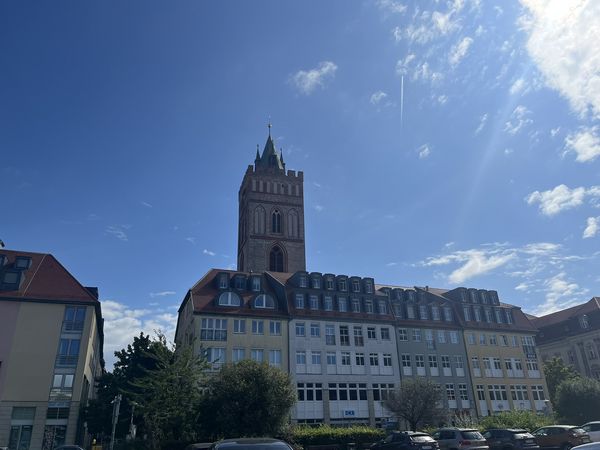 Blick auf den Turm der St. Marienkirche Frankfurt (Oder) Blick auf den Turm der St. Marienkirche Frankfurt (Oder)