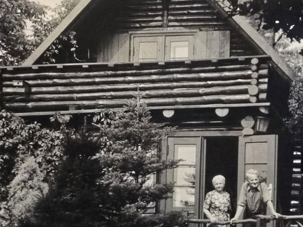 Haus der Naturpflege früher schwarz/weiß