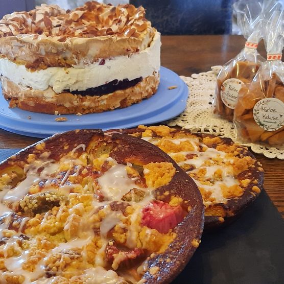 selbstgebackener Kuchen bei cucina verde